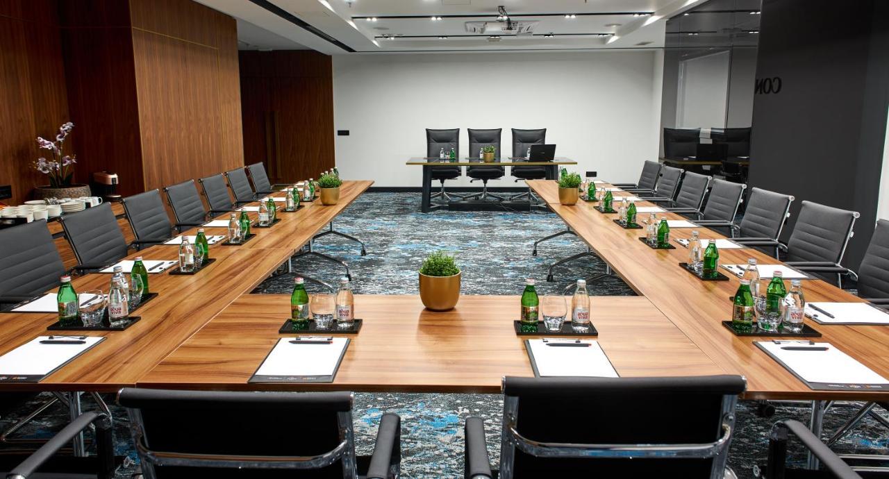Hotel Pupin Novi Sad Luaran gambar Meeting room
