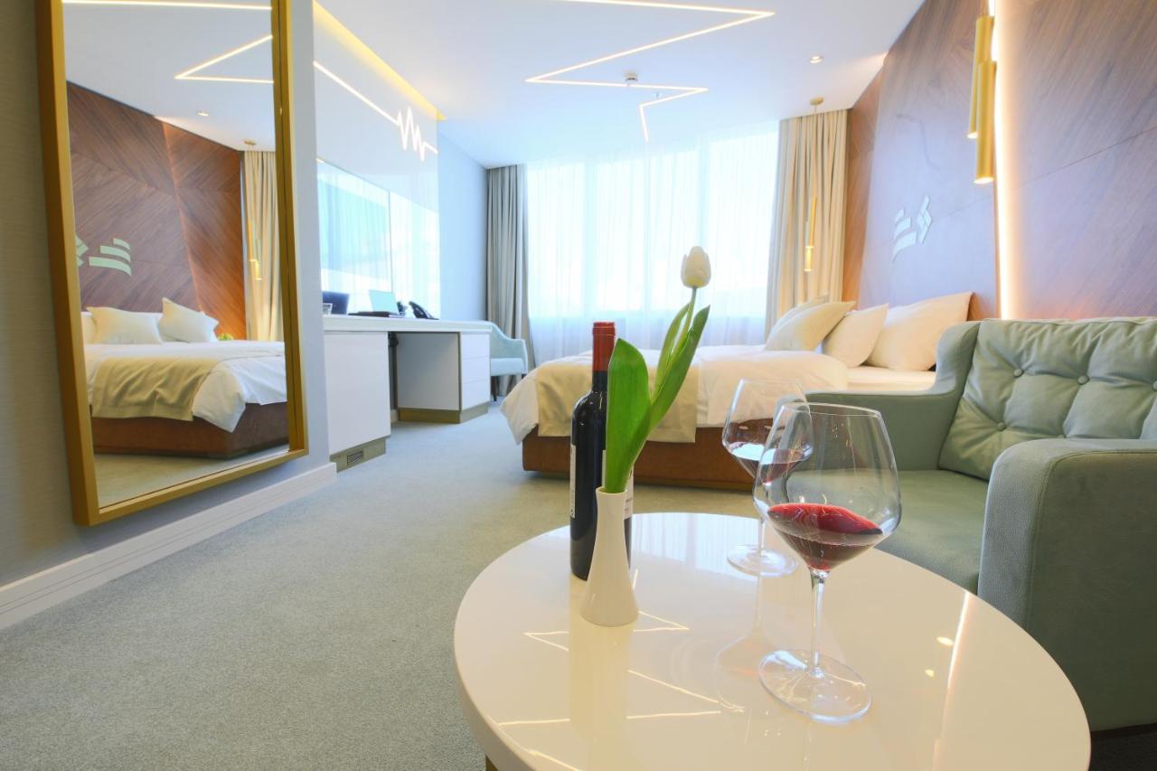 Hotel Pupin Novi Sad Luaran gambar