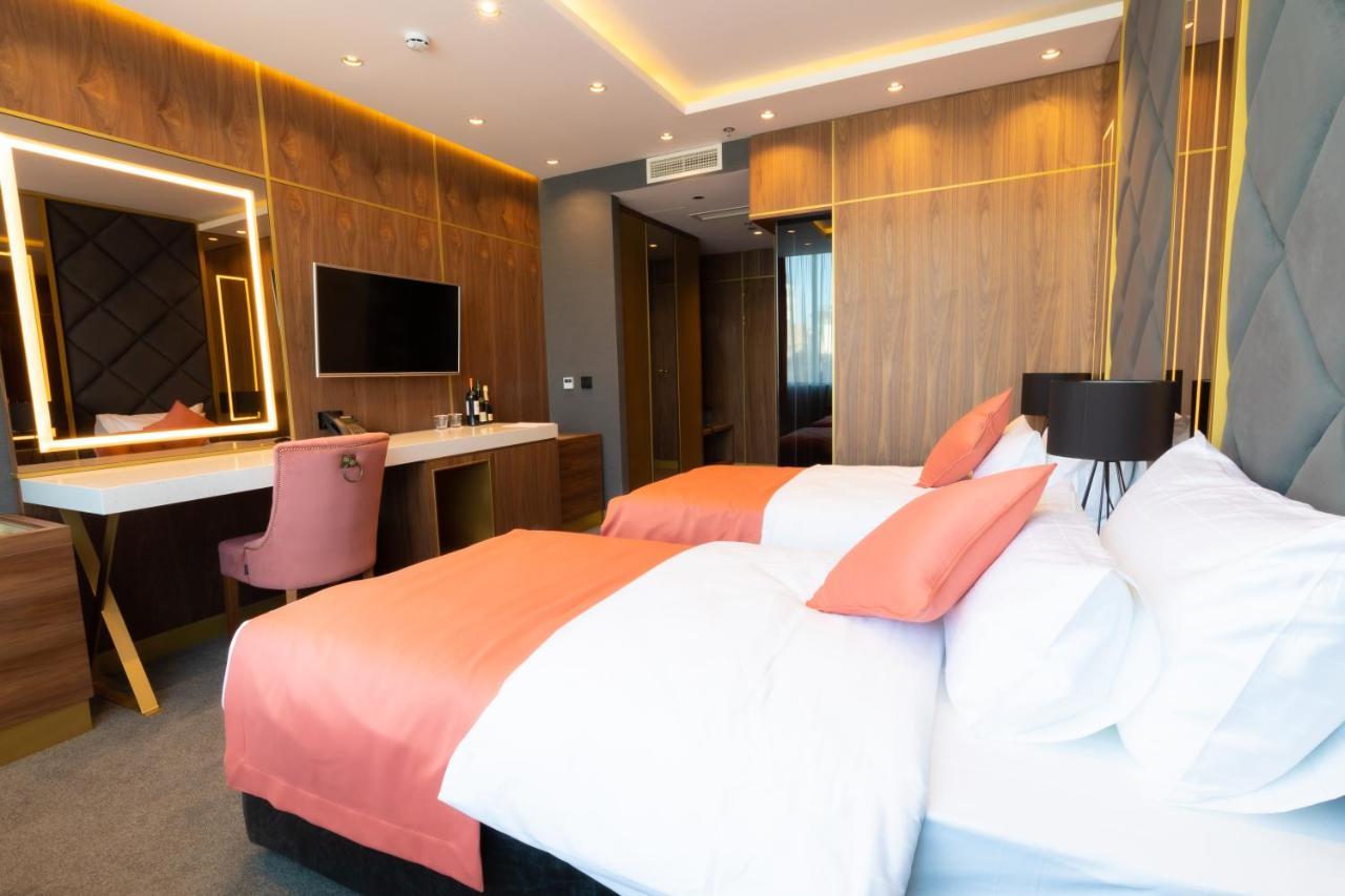 Hotel Pupin Novi Sad Luaran gambar Deluxe Room